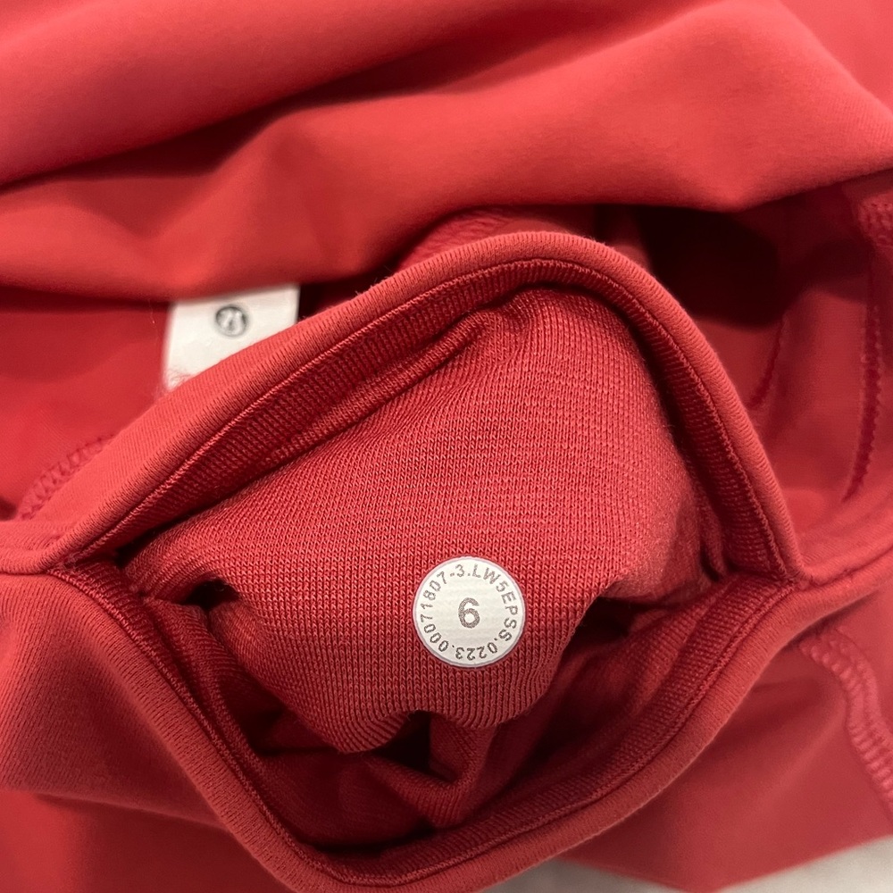 Wunder Train High-Rise Tight With Pockets - Picture 7 of 7